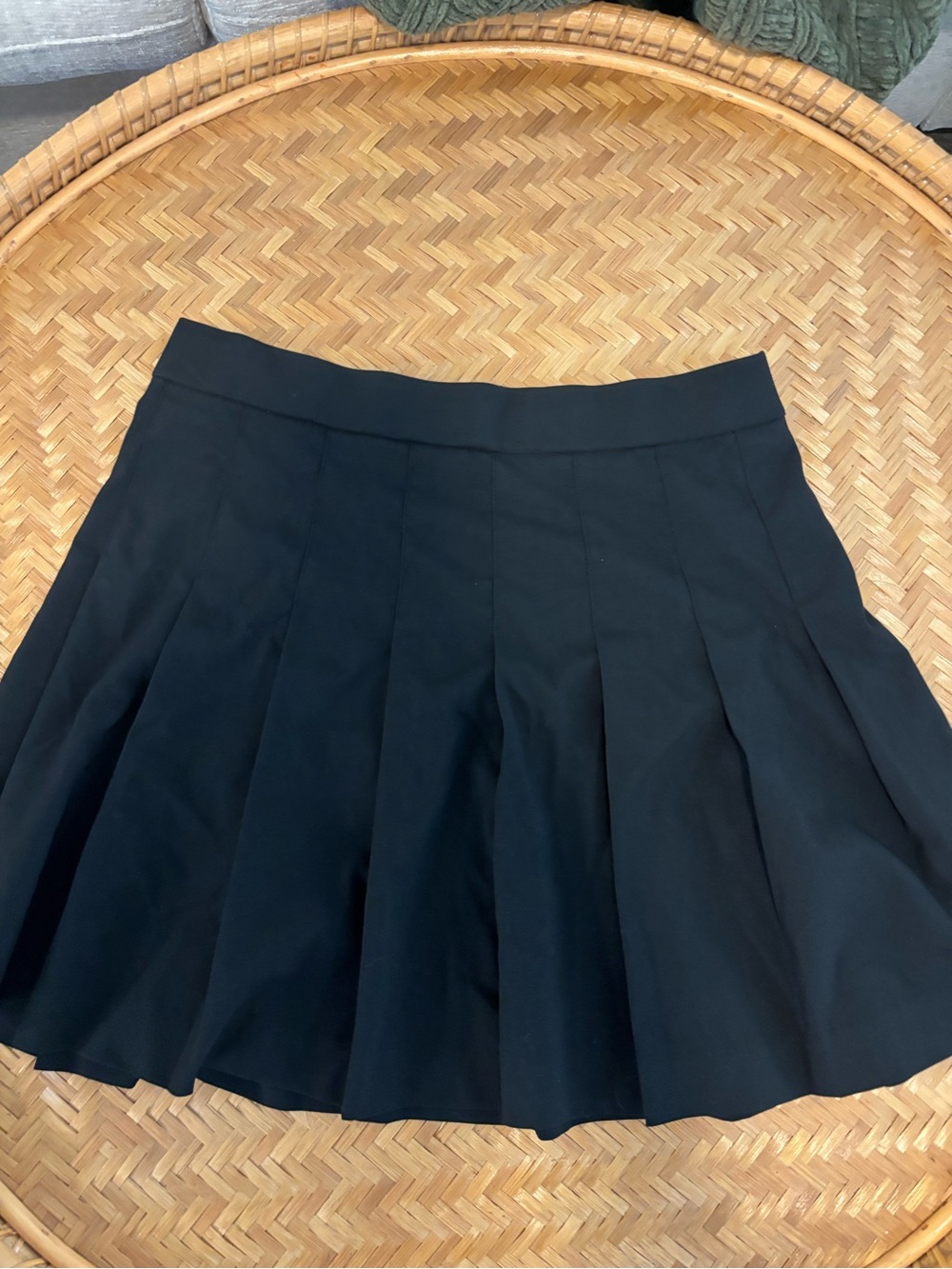 Uniqlo Black Pleated Mini Skirt